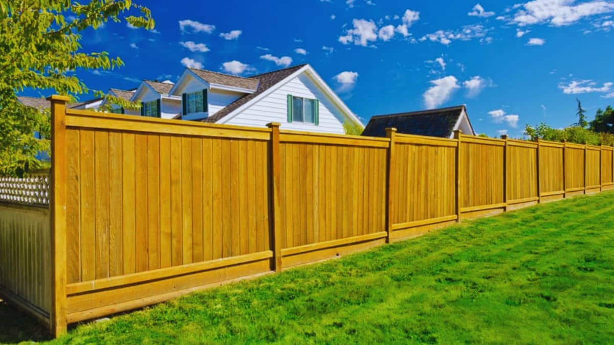 Wooden Fencing Grill Design