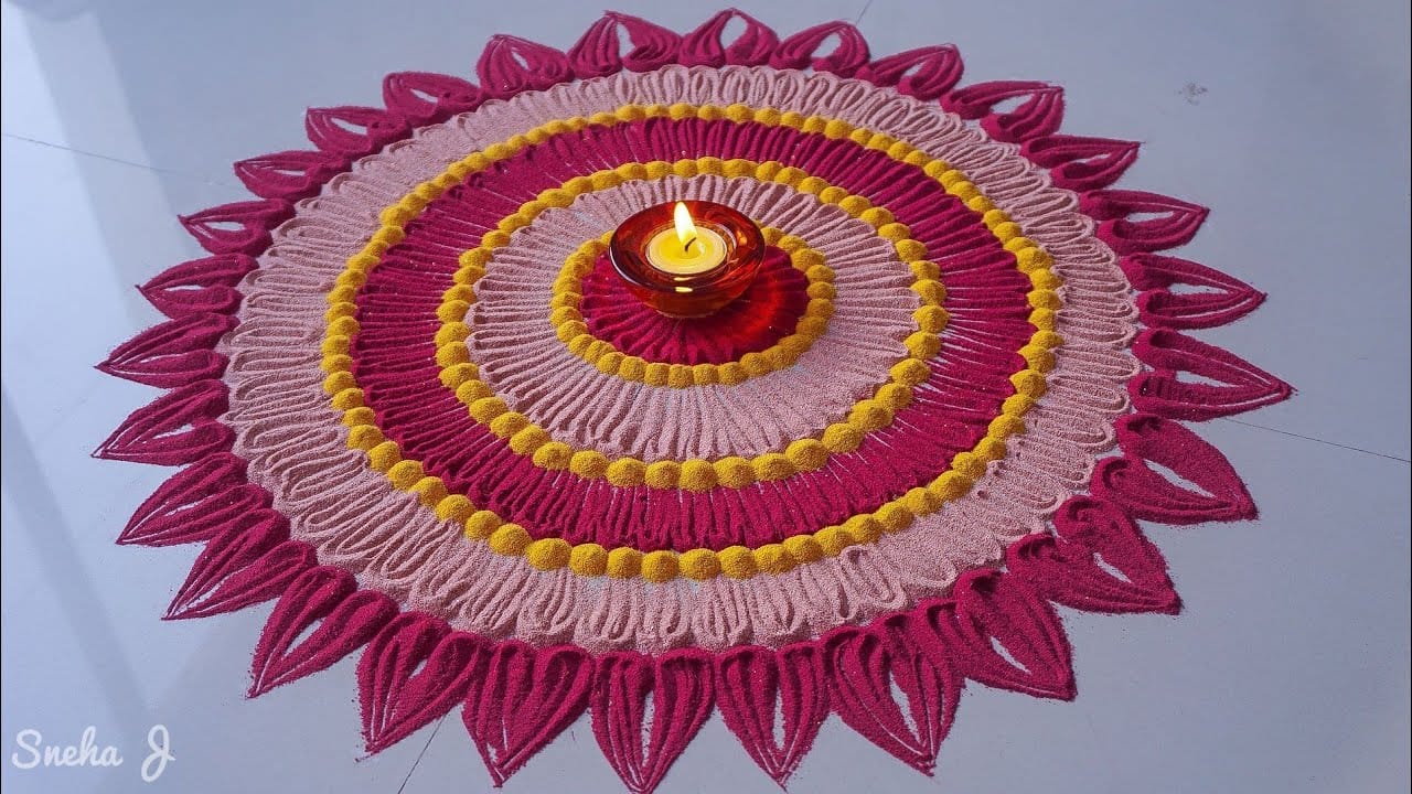 Simple Kolam Designs with Spiral and Flower