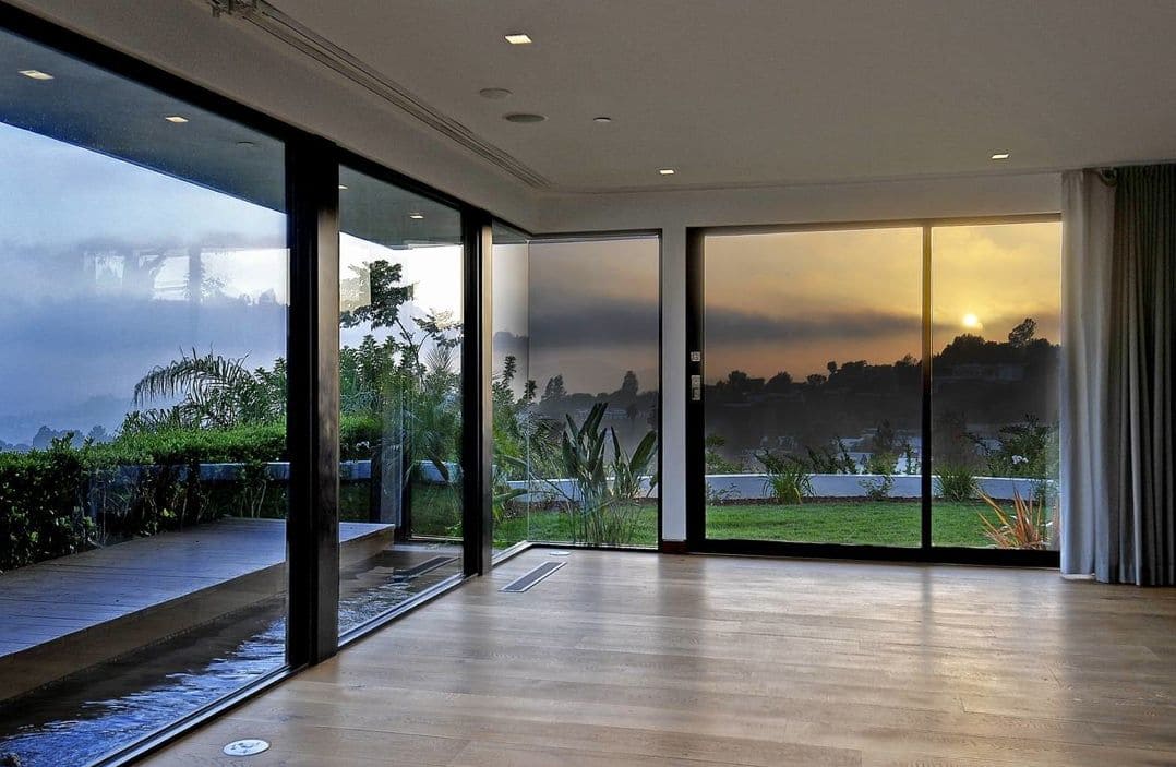 Modern Window Glass Design Ideas